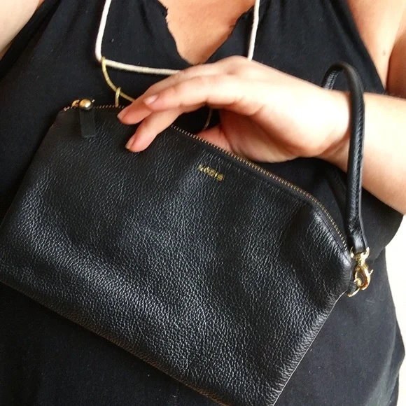 *NWOT* LODIS leather wristlet - Picture 1 of 3